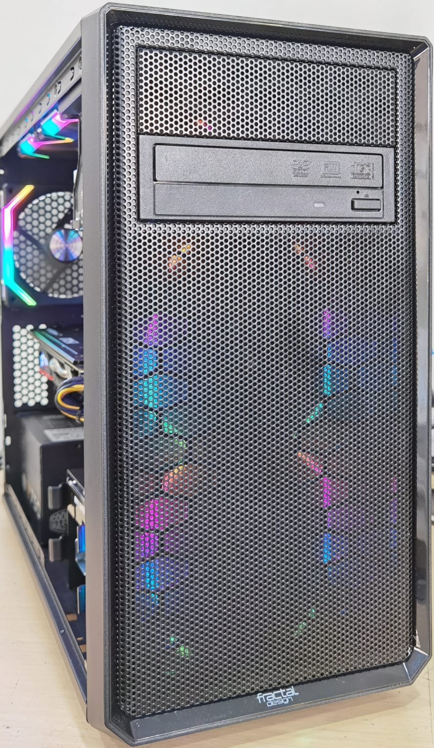 PC GAMING Intel Core i5 - 7500 - 3.4 Ghz, RAM 16 GB DDR4, Stocare